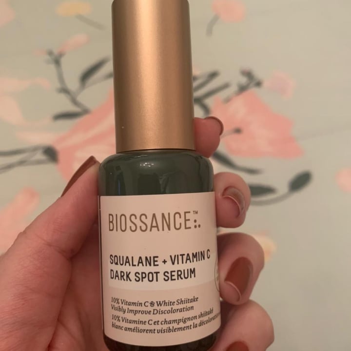 photo of Biossance SQUALANE + VITAMIN C DARK SPOT SERUM shared by @camilassmendonca on  04 May 2022 - review
