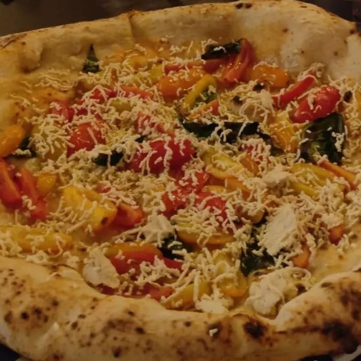 review photo of Gino Sorbillo Vegana con tofu shared by @ademarsi on 07 Feb 2022 - review