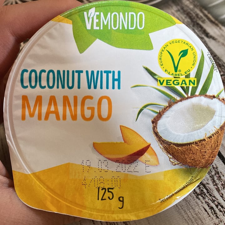 photo of Vemondo Coconut with mango shared by @galbiati on  12 Mar 2022 - review