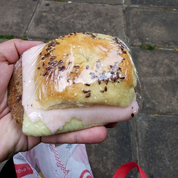 review photo of Pacha Gourmet Chicken Bagel shared by @muguen on 19 Dec 2020 - review