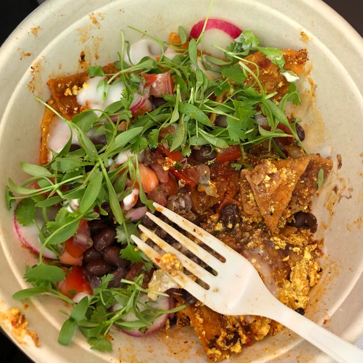 photo of Just What I Kneaded Rojo Chilaquiles Bowl shared by @michi0246 on  11 Aug 2022 - review