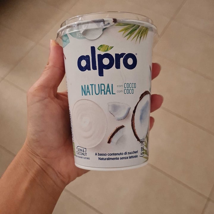 review photo of Alpro Natural Con Coco Yogurt shared by @denise1993 on 29 Apr 2022 - review
