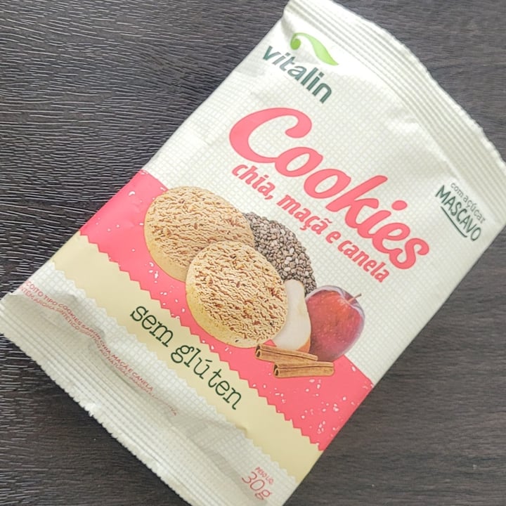 photo of Vitalin Cookies Chia, Maçã e Canela shared by @mfreitas on  29 Oct 2022 - review