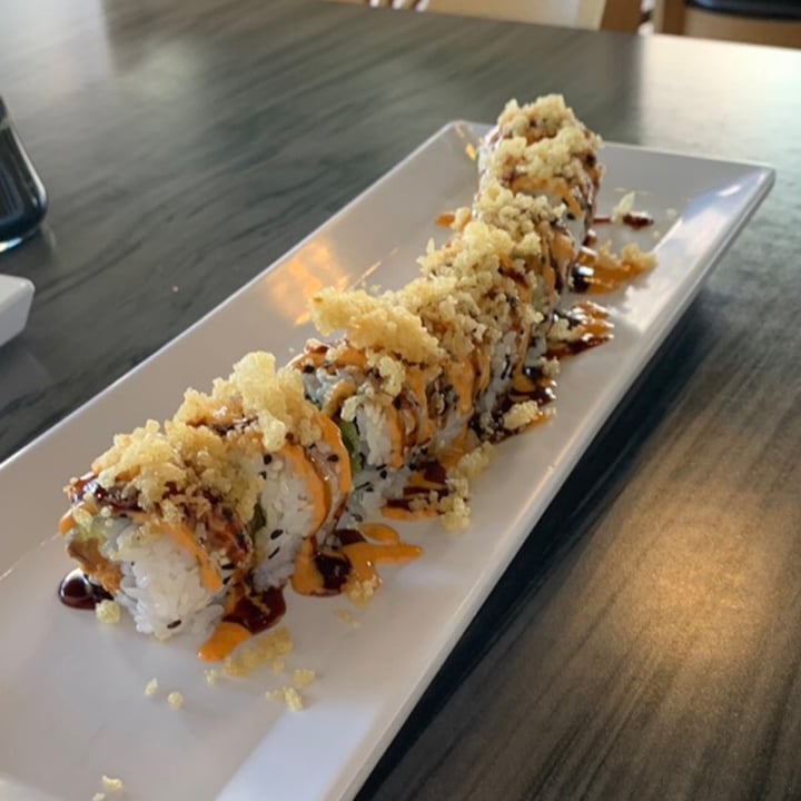 review photo of VeggiEAT Xpress Vegan Sesame Crunchy Shrimp Roll shared by @jujusmeow on 22 Nov 2022 - review