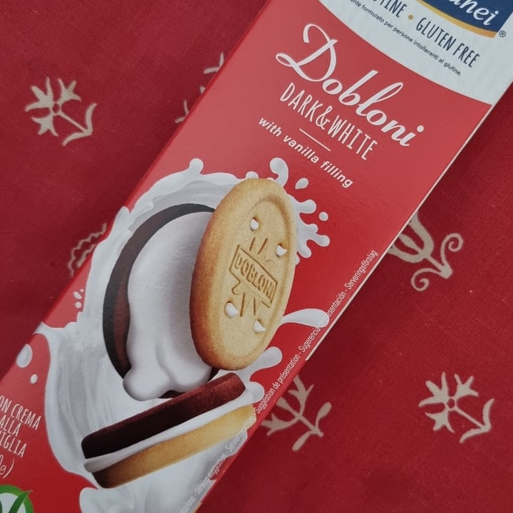 review photo of Piaceri Mediterranei dobloni dark&white shared by @aidacomeseibella on 13 Jul 2022 - review