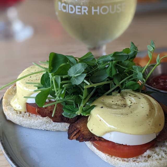 Foto do prato “Cider House Benny”
