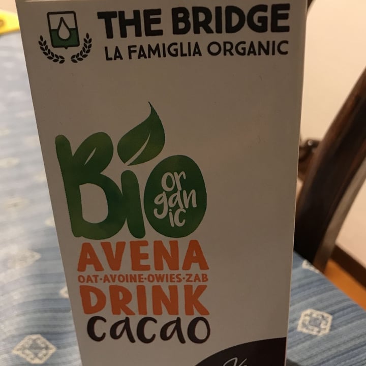 photo of The Bridge Avena drink cacao shared by @fatamorgana on  05 Oct 2022 - review