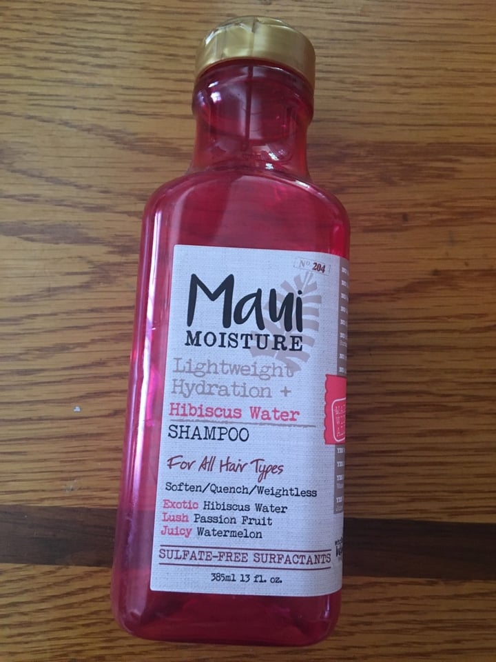 photo of Maui Moisture Lightweight Hydratation + Hibiscus Water Shampoo shared by @hawaiicyn on  23 Jan 2020 - review