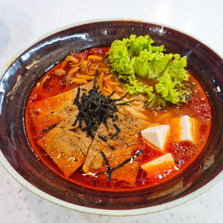 photo of Saute Sushi Saute tomato stew ramen shared by @kces on  01 Oct 2021 - review