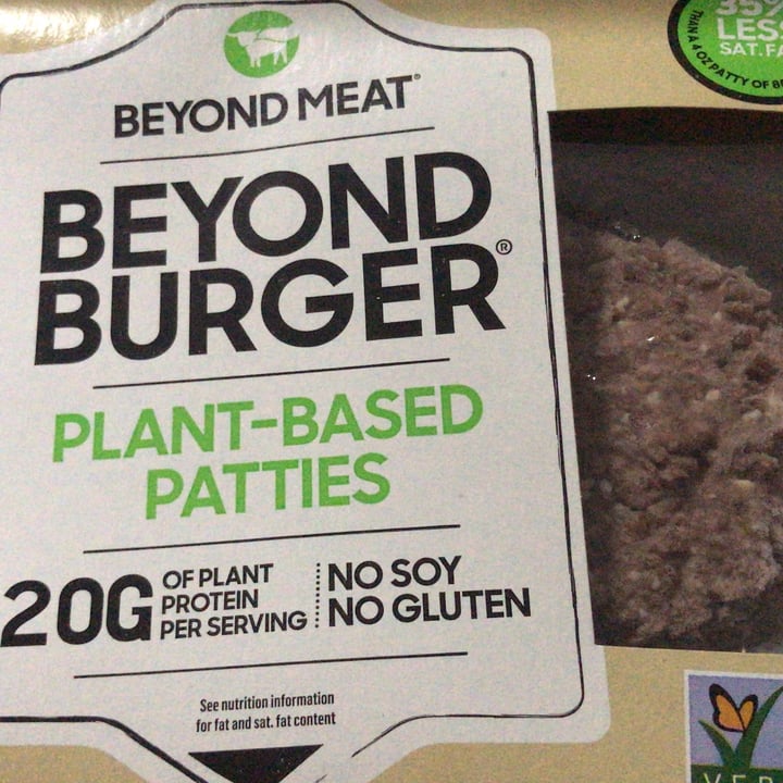 photo of Beyond Meat Beyond Burger Plant-Based Patties shared by @stanlysoul on  25 Nov 2020 - review
