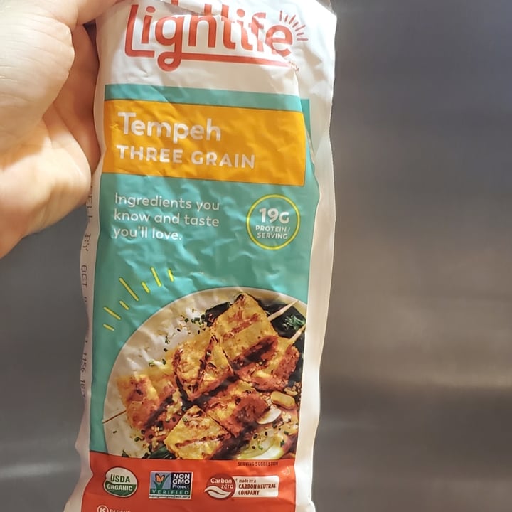 photo of Lightlife Organic three grain tempeh shared by @brtjohns on  09 Sep 2021 - review