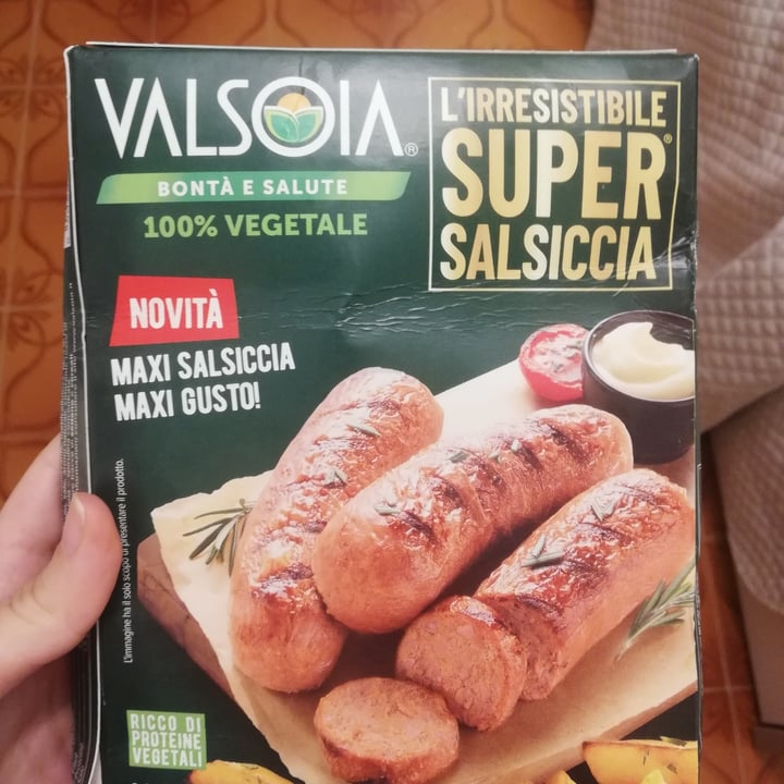 photo of Valsoia L’irresistibile Super Salsiccia (Sausage) shared by @ilariaveg on  23 Oct 2021 - review