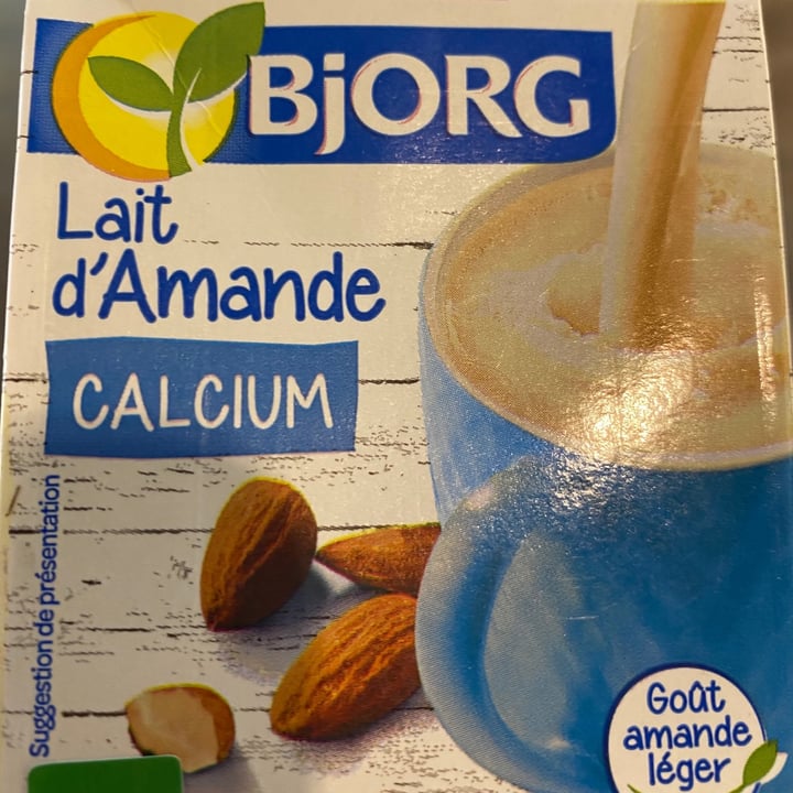 photo of Bjorg Lait d’amande calcium shared by @aruarian25 on  28 Jun 2020 - review
