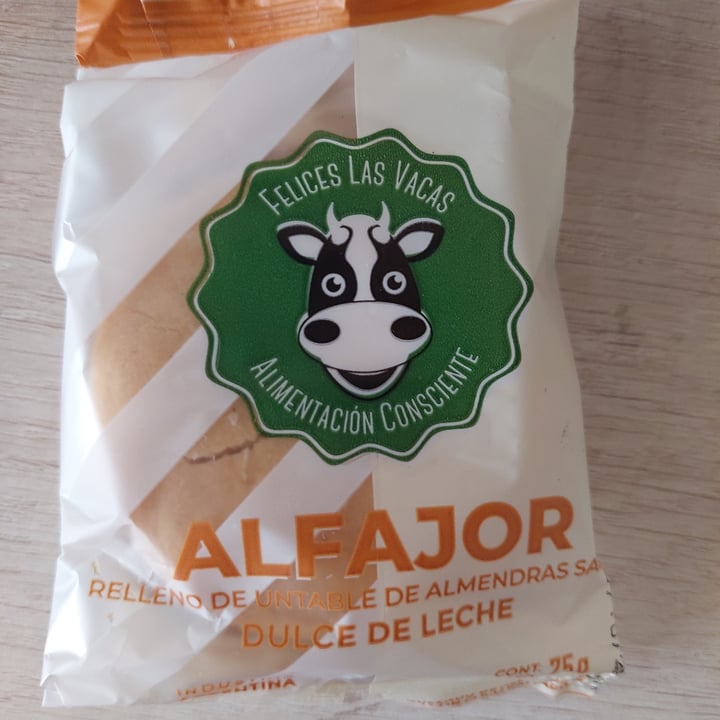 photo of Felices Las Vacas Alfajor Maicena shared by @paolaestancanea on  25 Sep 2021 - review