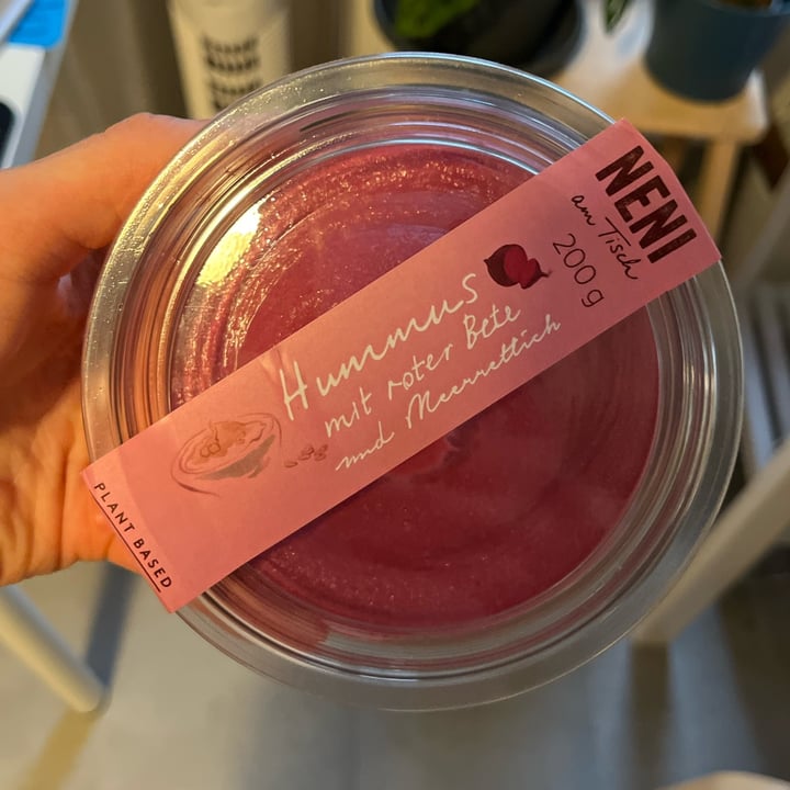 photo of Neni Hummus With Beetroot shared by @xanaramos on  14 Dec 2021 - review