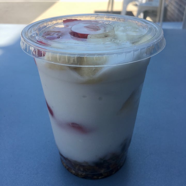 photo of The Granola Bar of Westport Yogurt Parfait shared by @ega108 on  19 Jul 2020 - review