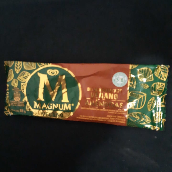 photo of Magnum Vegano De Amêndoas shared by @camila-araujo on  23 Jul 2021 - review