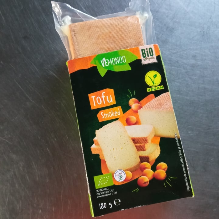 photo of Vemondo Tofu Ahumado shared by @piti on  15 Oct 2021 - review