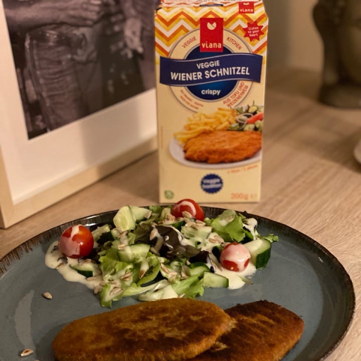 photo of Viana Veggie wiener schnitzel shared by @marker on  26 Dec 2021 - review