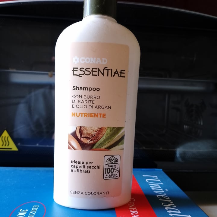 photo of essentiae shampo essentiae shampoo shared by @mariavic on  11 Jun 2022 - review