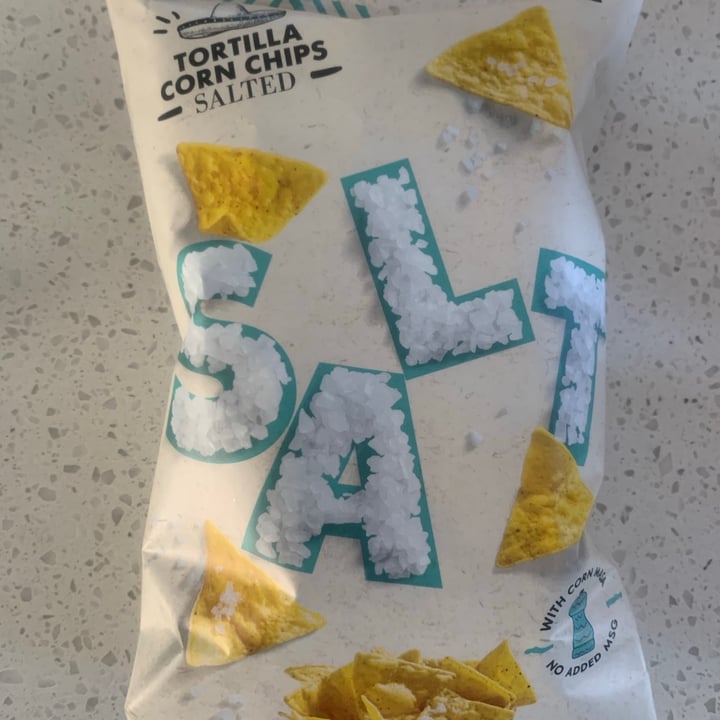 review photo of Woolworths Food Tortilla Corn Chips Salted shared by @kleinycito on 28 Jan 2022 - review