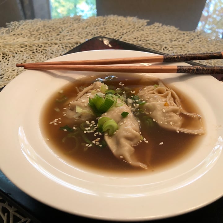 photo of Croque-Végé Won-Ton Soup shared by @valcou13 on  03 Nov 2021 - review