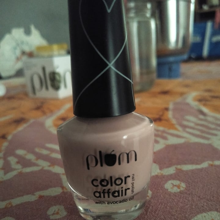 photo of Plum Plum Color Affair Nail Polish- Pink Dust 121 shared by @anjunj on  03 May 2022 - review