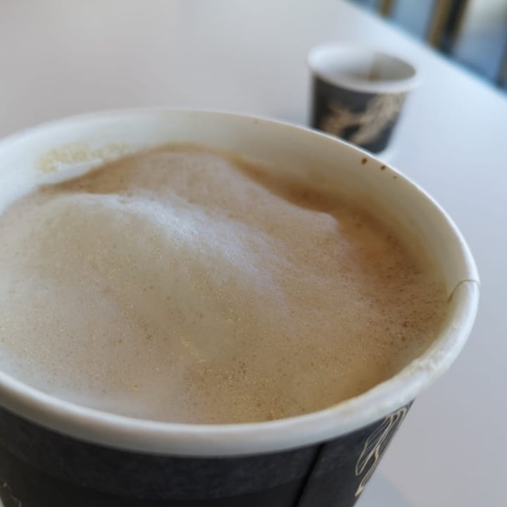 photo of Autogrill Cappuccino di soia shared by @stephilosopher on  11 Jul 2021 - review