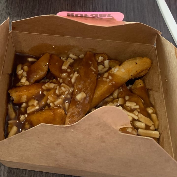 photo of Odd Burger poutine shared by @claud on  11 May 2022 - review