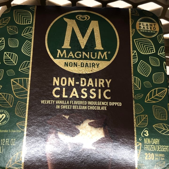 review photo of Magnum Dairy Free Classic shared by @devchang on 23 May 2020 - review