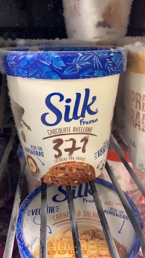 photo of Silk Silk Frozen Chocolate Avellana shared by @letsgm on  04 Mar 2020 - review