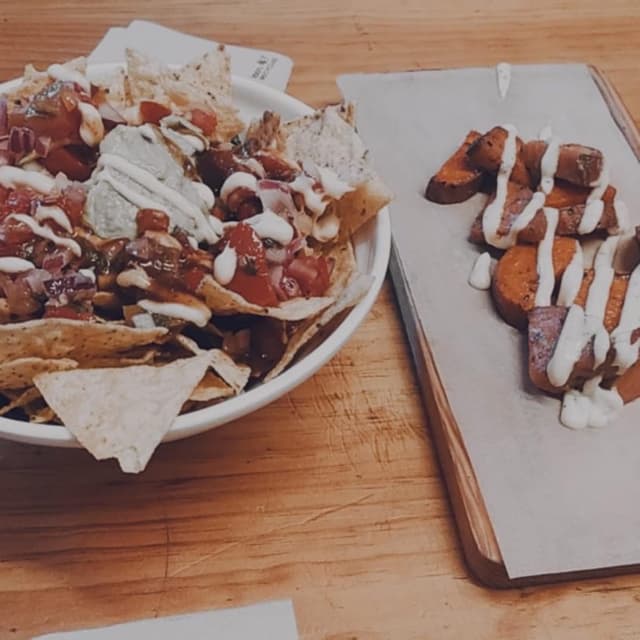 Foto do prato “Nachos Veganos”