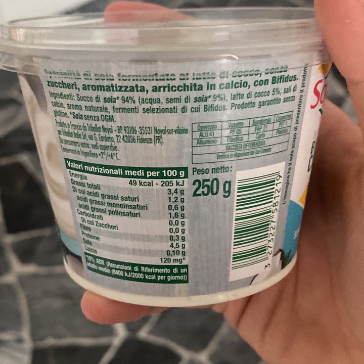 photo of Sojasun yogurt cocco shared by @cla98 on  28 Jun 2022 - review