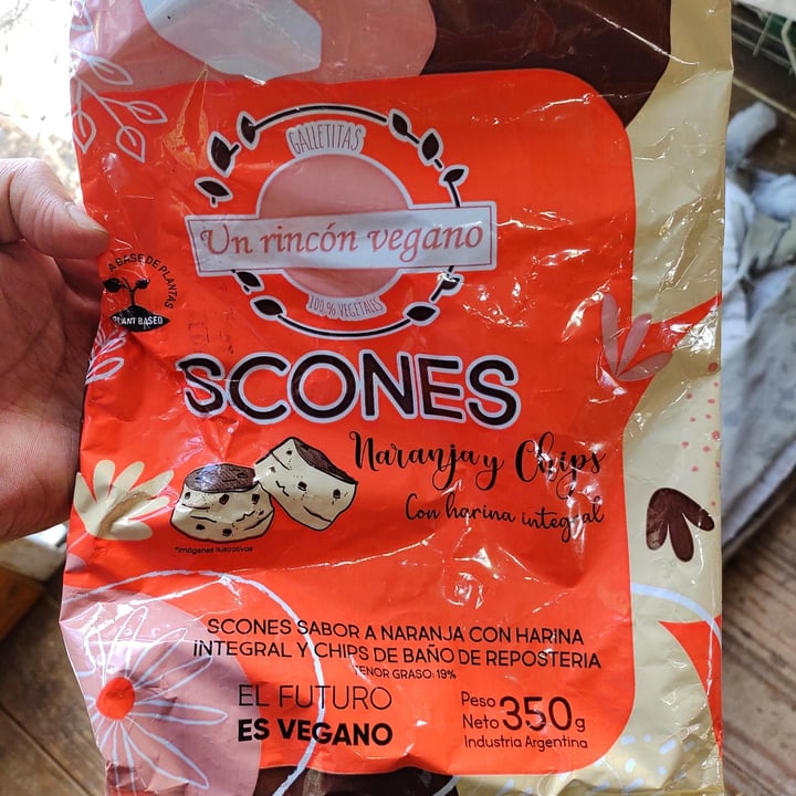 photo of Un Rincón Vegano Scones De Naranja Con Chips De Chocolate shared by @jtacacho on  16 Apr 2022 - review