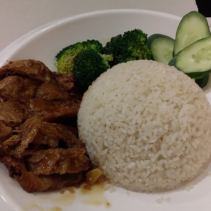 photo of D’life orchard gateway Roasted Chicken Rice shared by @bexenc on  26 Nov 2021 - review