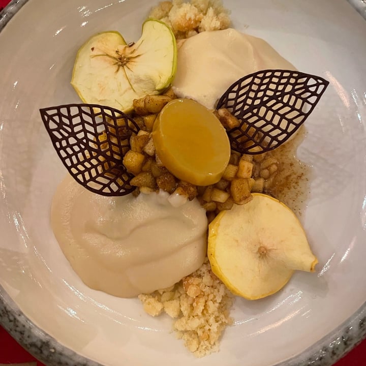 photo of Pandora Greenbox Apple Crumble shared by @vegnostic on  11 Dec 2021 - review