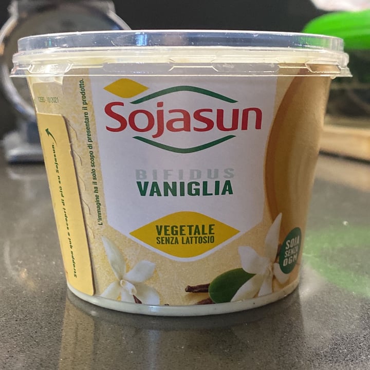 review photo of Sojasun Bifidus Vaniglia shared by @ariannaabilion on 17 Apr 2022 - review
