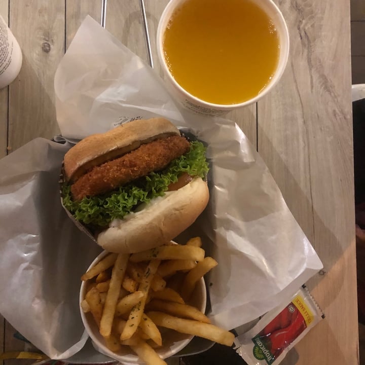 review photo of VeganBurg Singapore Hawaiian Teriyaki shared by @serenesoh on 23 Jan 2020 - review