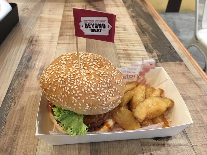 photo of Nature Cafe Spicy Satay Burger (Beyond Burger) shared by @vishakha on  31 Mar 2019 - review