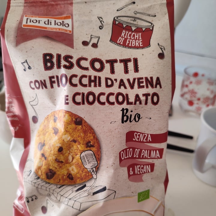 photo of Fior di Loto Biscotti avena e gocce di cioccolato shared by @saucelli on  01 Oct 2022 - review
