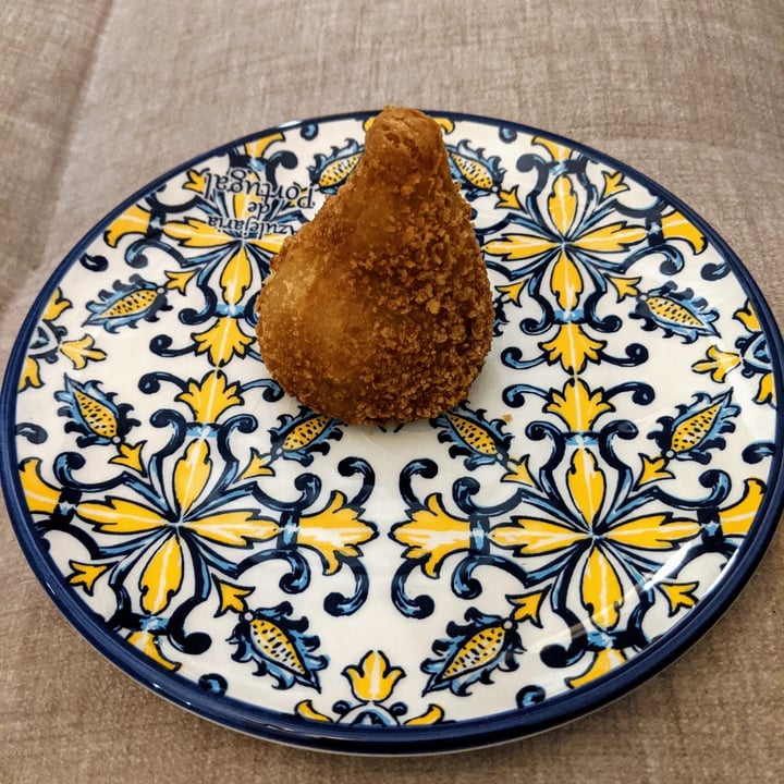 review photo of Estômago Café Vegano coxinha de jaca shared by @babica on 11 Jul 2021 - review