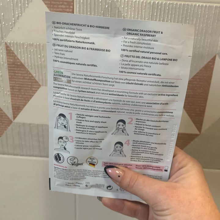review photo of Lavera Naturkosmetik Glow Tuchmaske shared by @kellyaifornelly on 24 Jan 2022 - review