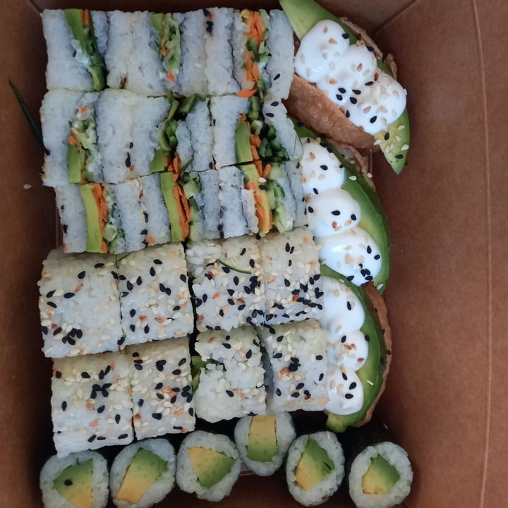 photo of Aiko Sushi (old Active Sushi On Bree) Vegan Platter 2 shared by @campsbayvegan on  19 Dec 2021 - review
