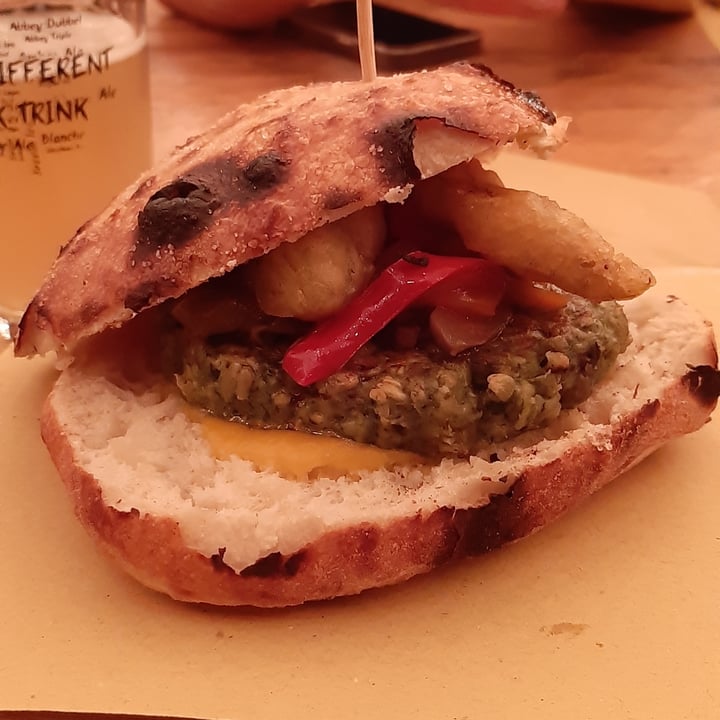 photo of Tortuga Norrington Vegan Burger shared by @schid on  14 Jun 2022 - review
