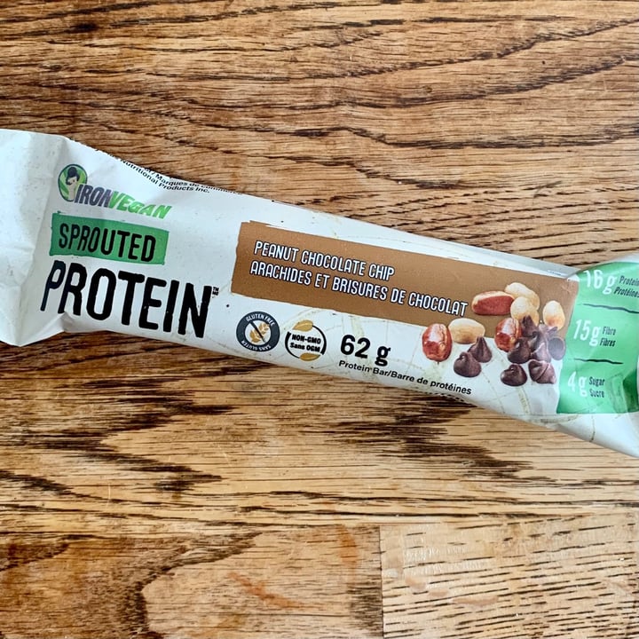 photo of Iron Vegan Sprouted Protein Bar Peanut Chocolate Chip shared by @selene00 on  01 Feb 2021 - review