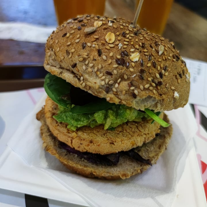 photo of Veg & Veg Asian Burger shared by @micip on  03 Jun 2022 - review
