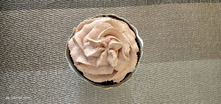 photo of The Loving Hut - Vegan Paradise Chocolate cupcake shared by @madanudit on  21 Feb 2020 - review