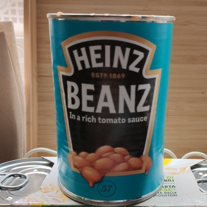 review photo of Heinz Baked beans in a rich tomato sauce shared by @curzarelli on 22 Mar 2022 - review