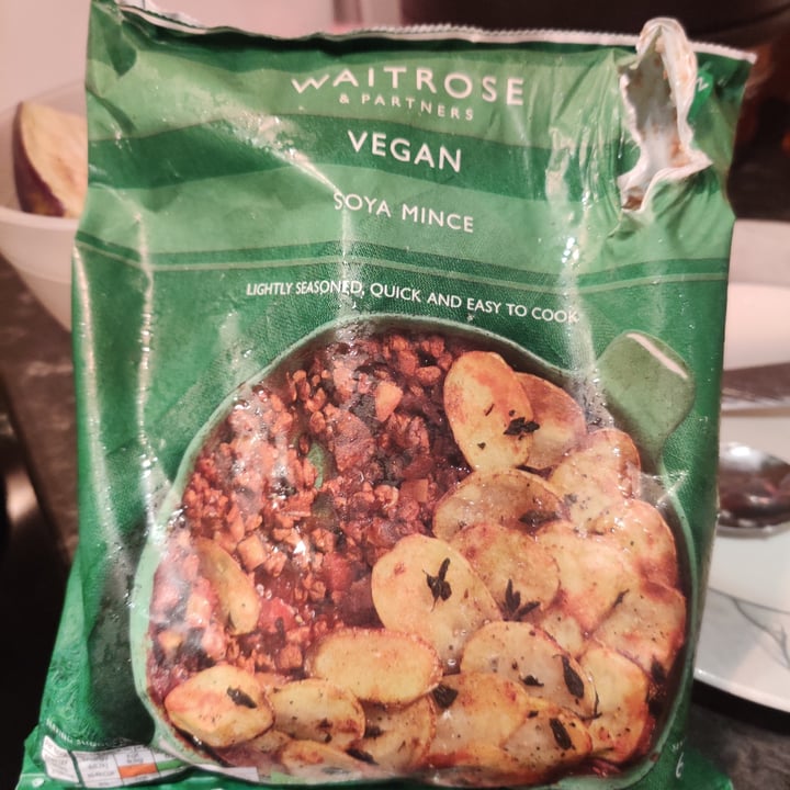 photo of Waitrose Vegan Soya Mince shared by @nenehjbee on  15 Mar 2021 - review