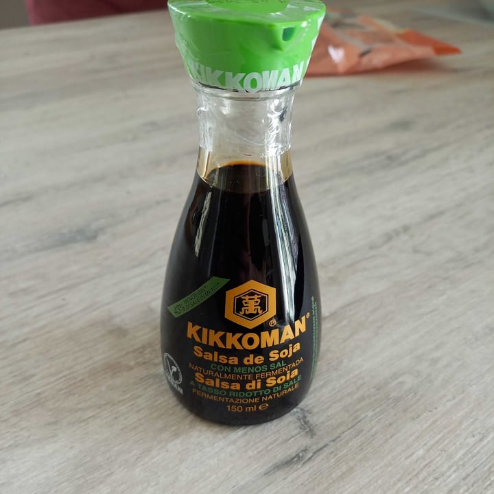 photo of Kikkoman Salsa di Soia A Ridotto Contenuto Di Sale shared by @senseiveg80 on  30 Apr 2022 - review